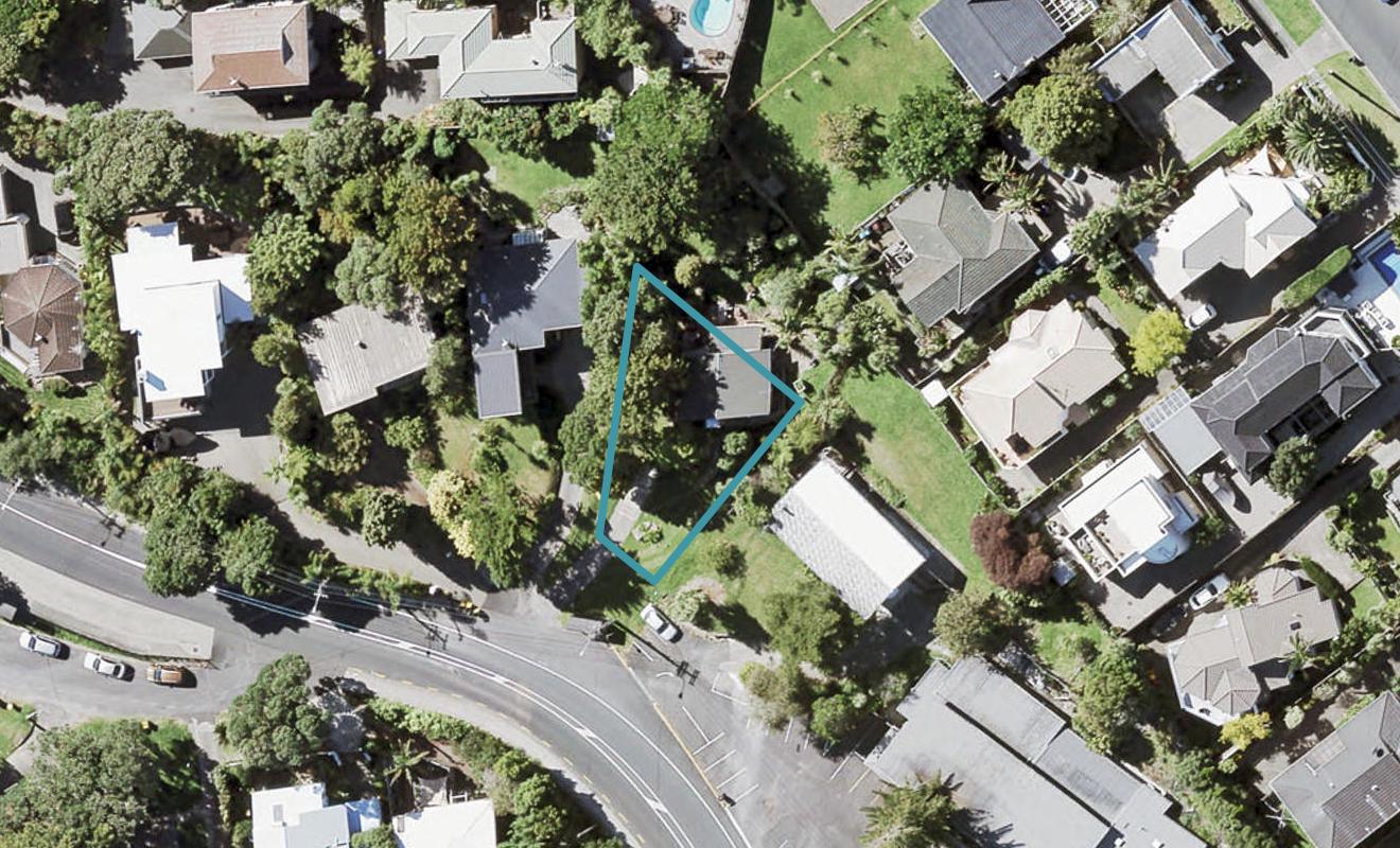 545 Beach Road, Murrays Bay, Auckland - Carousel 1
