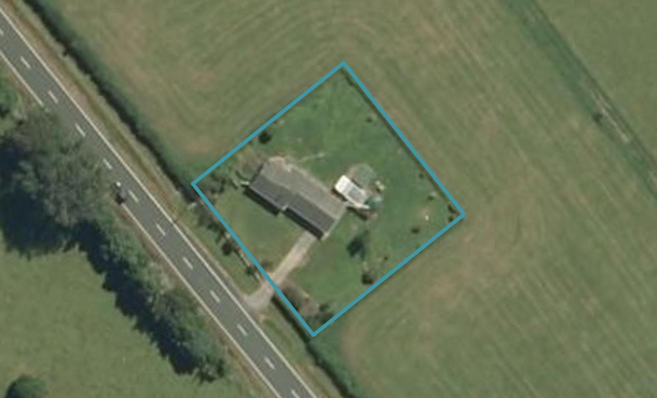 647 Egmont Road, HILLSBOROUGH, NEW PLYMOUTH - Carousel 1