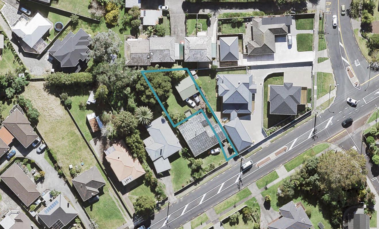 57A Golf Road, New Lynn, Auckland - Carousel 1