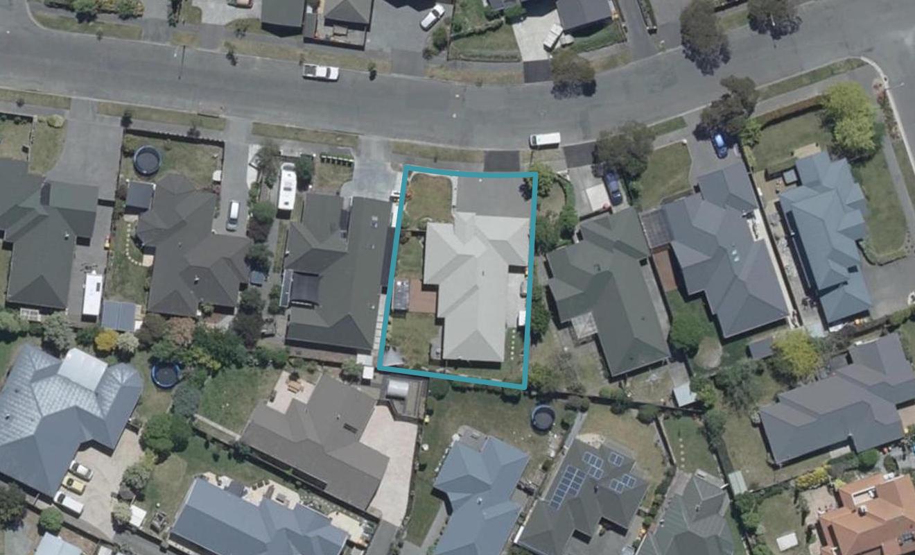 14 Forest Drive, Parklands, Christchurch - Carousel 1