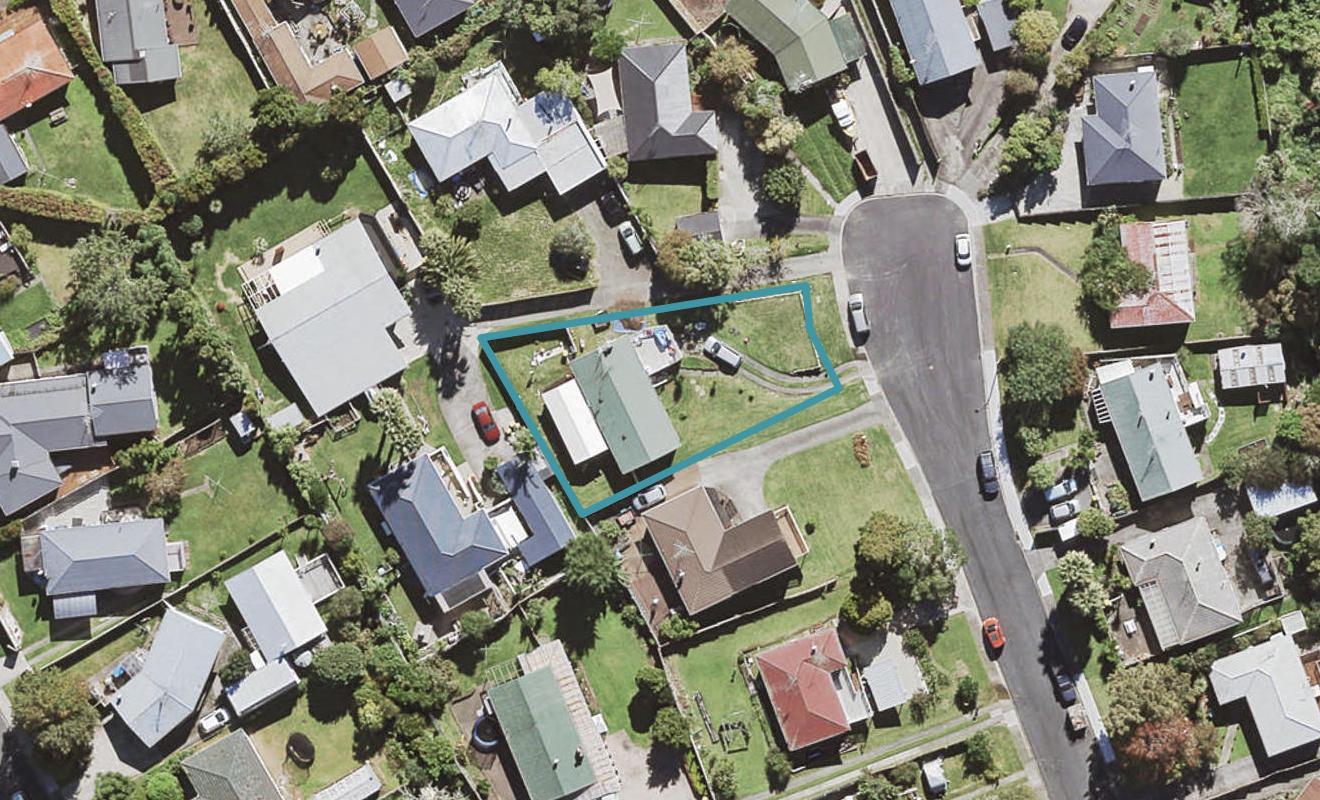 26 McPhail Street, Birkdale, Auckland - Carousel 1