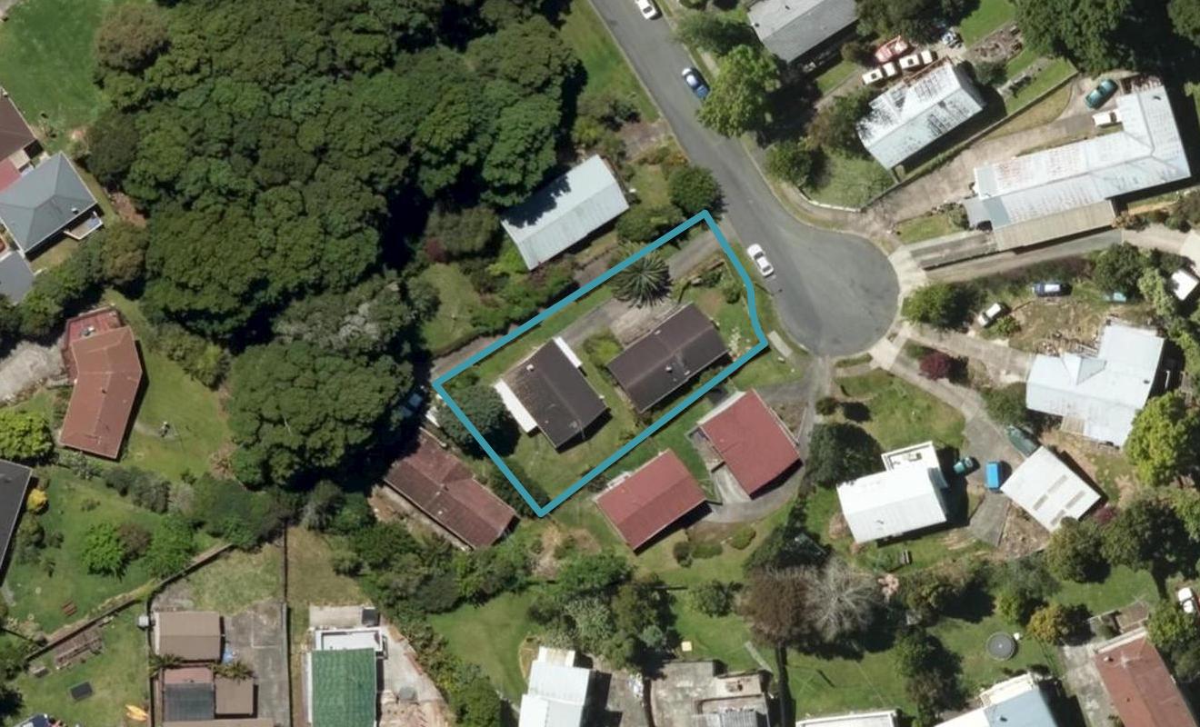 2/11 Mariposa Place, Kamo, Whangarei - Carousel 1