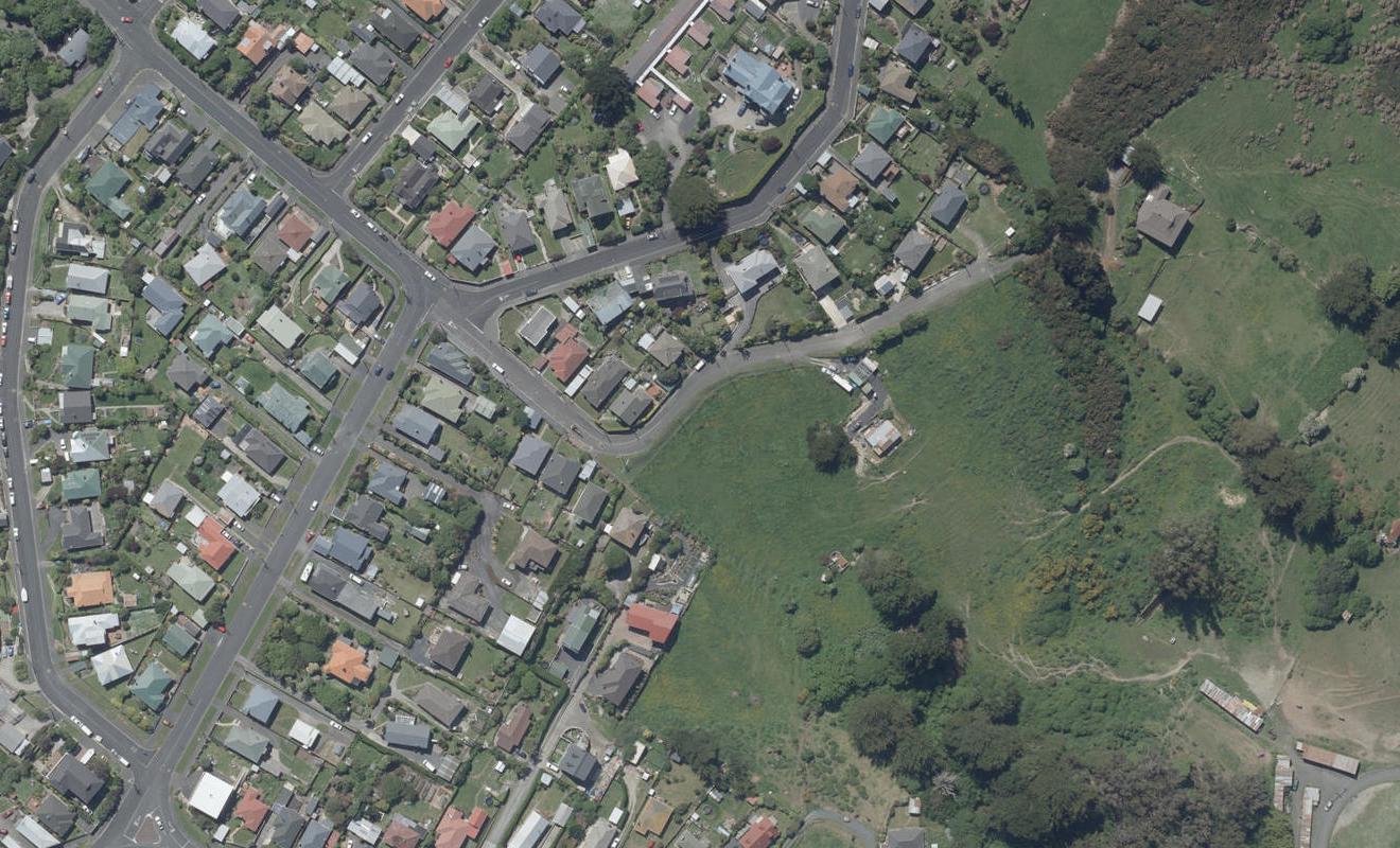 20 Gloucester Street, Andersons Bay, Dunedin - Carousel 1