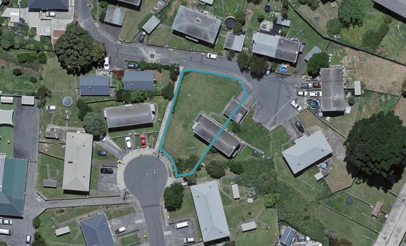 29 Anthony Street, Tawa, Wellington - Carousel 1
