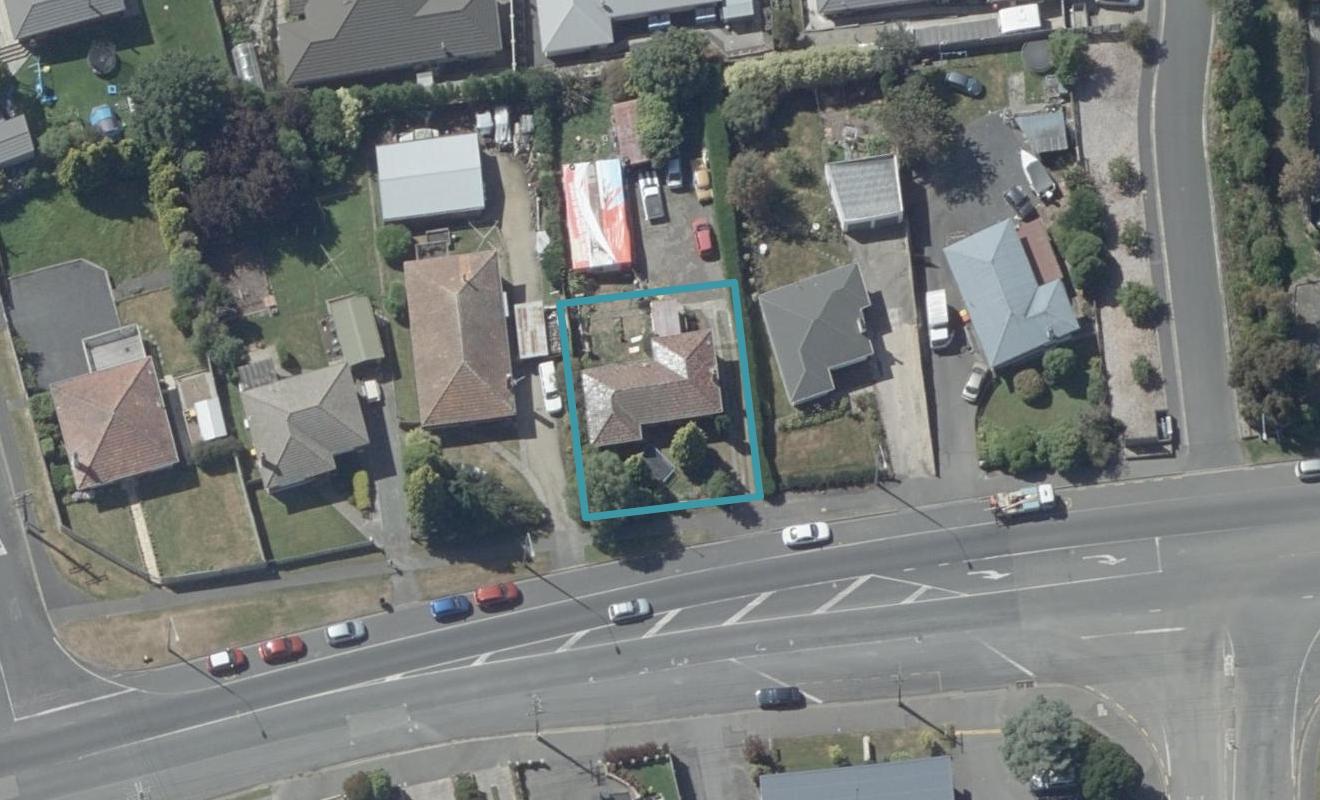 12 Main Road, Fairfield, Dunedin - Carousel 1