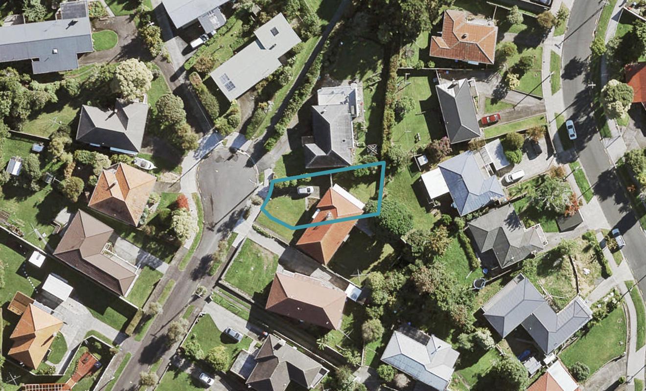 17 Brydon Place, New Windsor, Auckland - Carousel 1