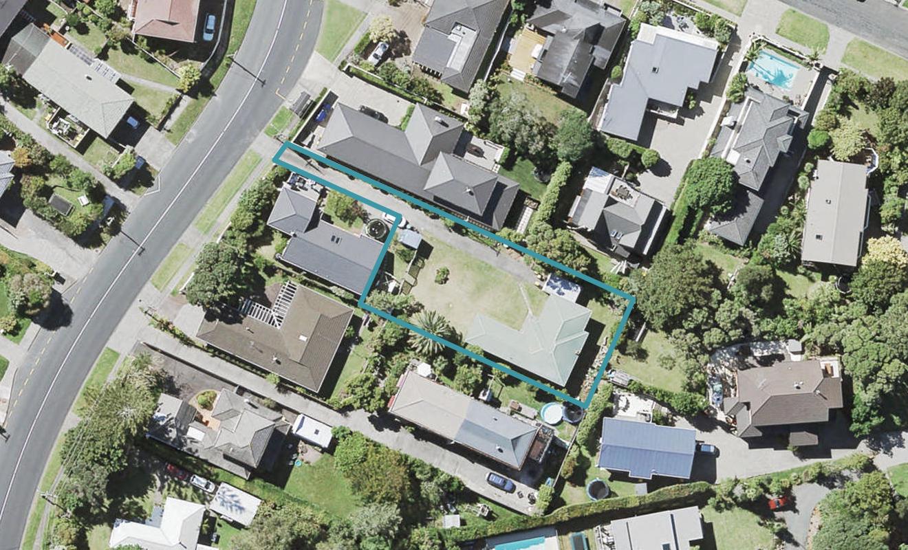 367A Beach Road, Campbells Bay, Auckland - Carousel 1