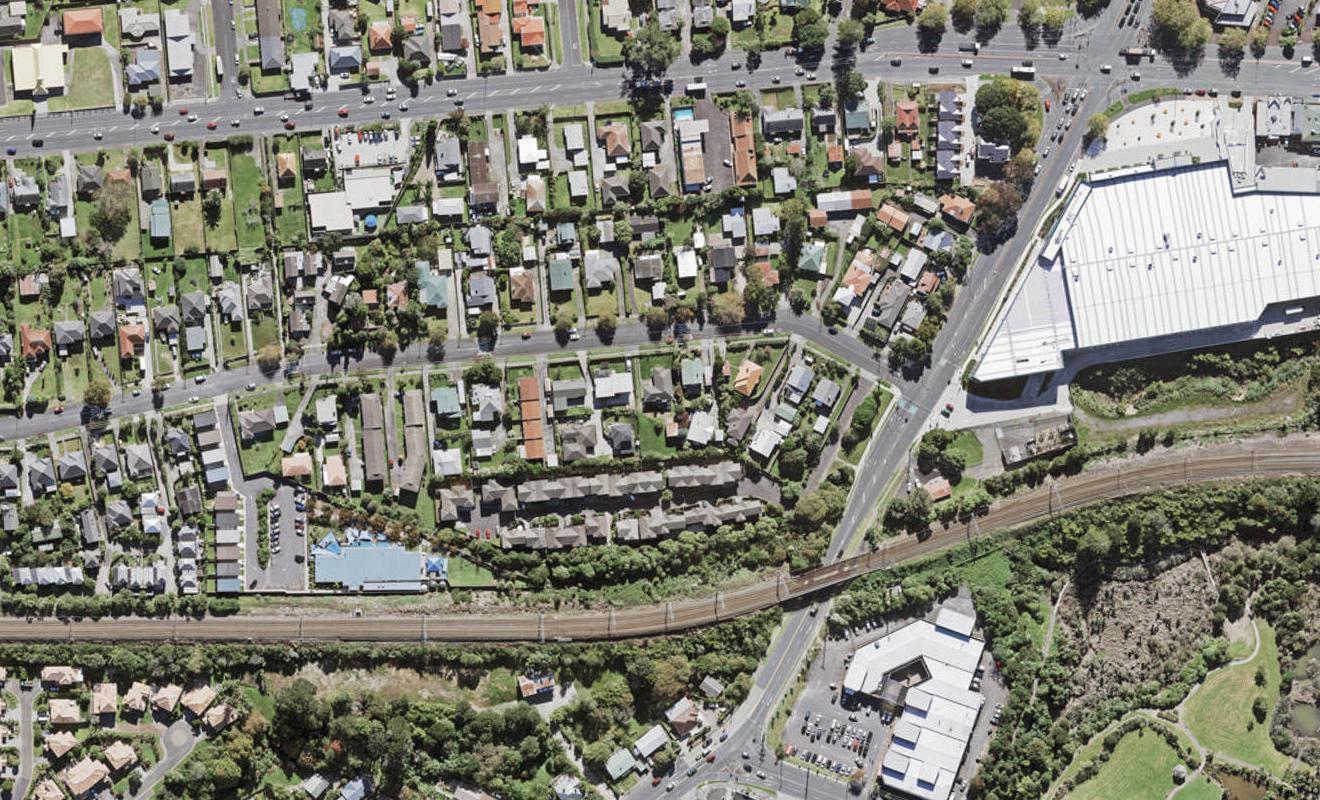4/12 Arawa Street, New Lynn, Auckland - Carousel 1