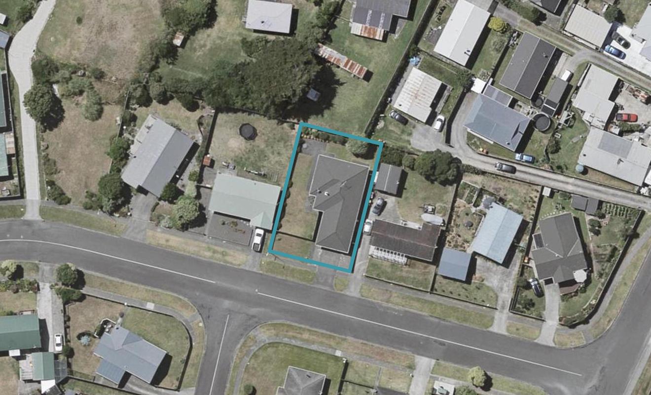 22 Karaka Street, Otaki Beach, Otaki - Carousel 1