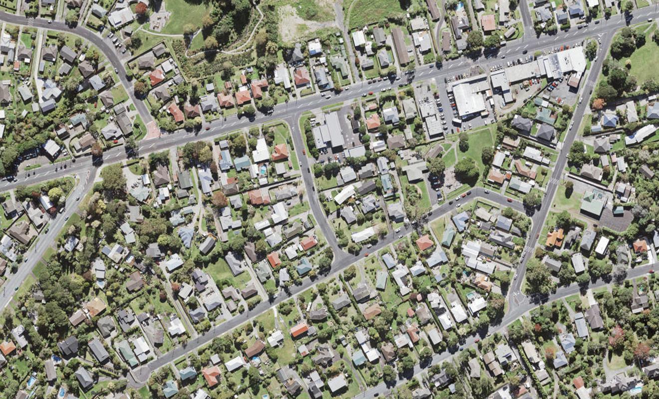 6 Lex Avenue, Green Bay, Auckland - Carousel 1