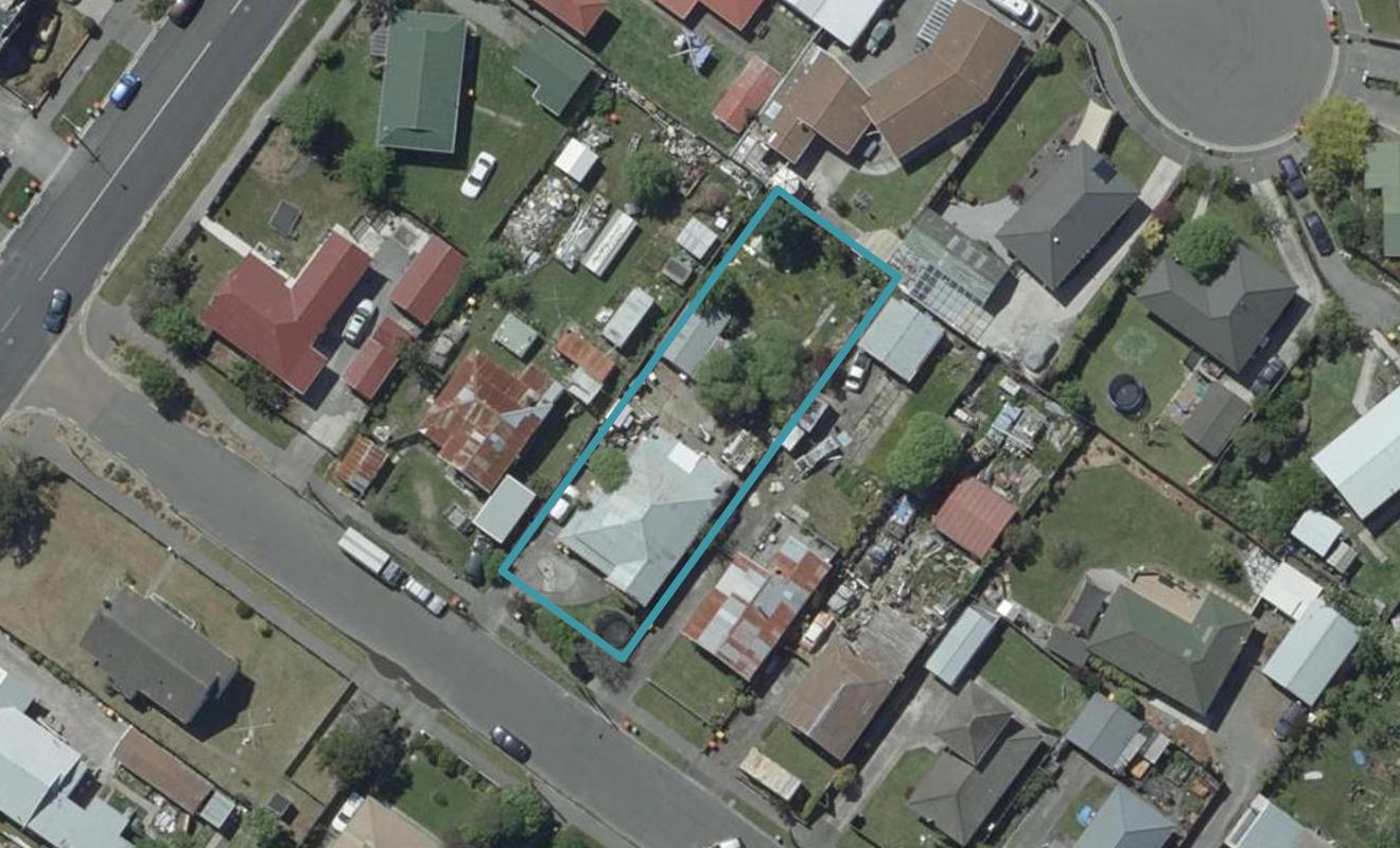 2/11 Glenroy Street, Woolston, Christchurch - Carousel 1