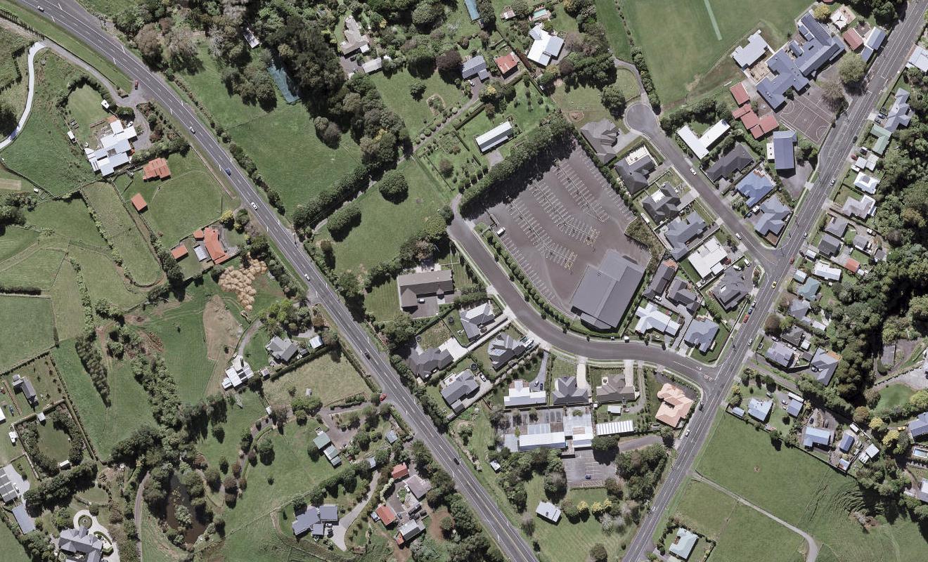 17 Portland Drive, Mangorei, New Plymouth - Carousel 1