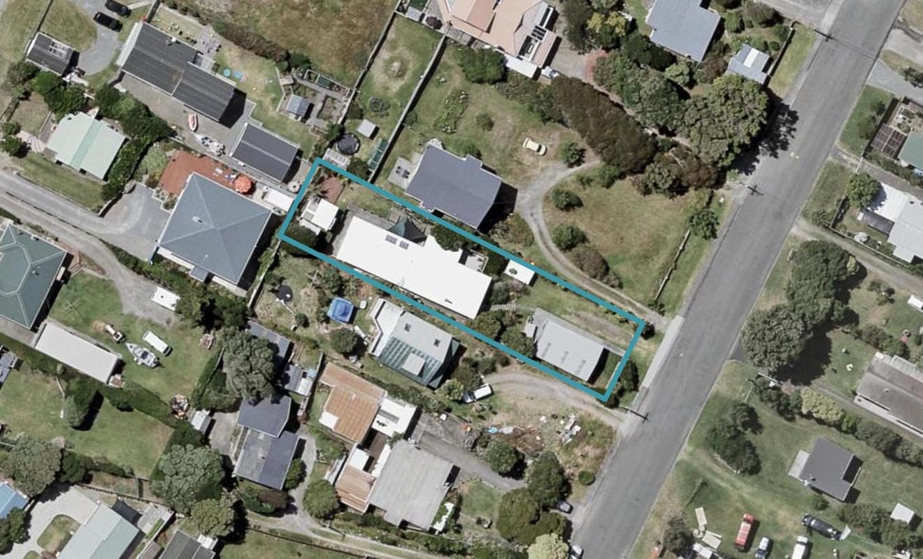 23 Babbacombe Avenue, Otaki Beach, Otaki - Carousel 1