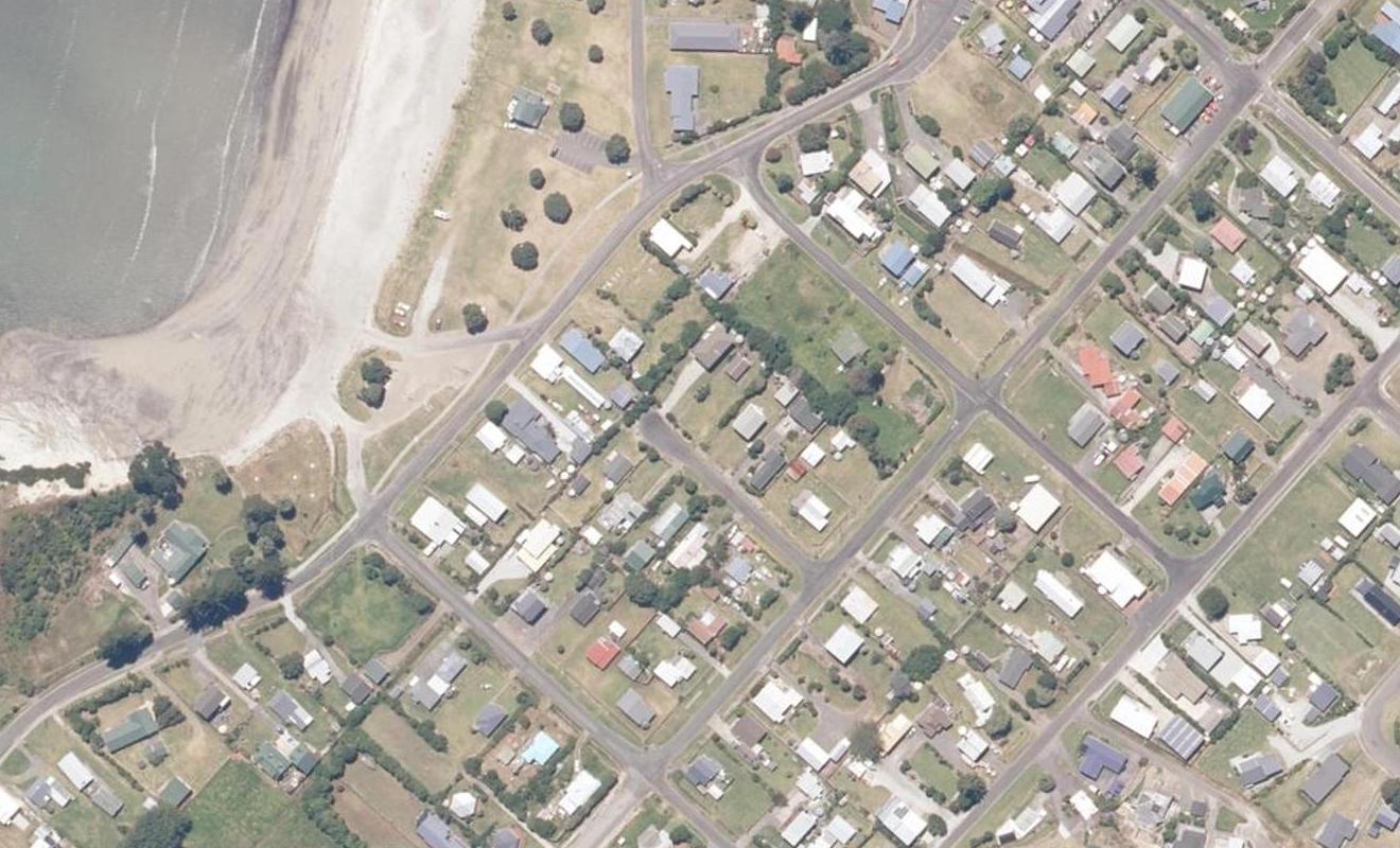 8 Tarakihi Crescent, Māhia - Carousel 1