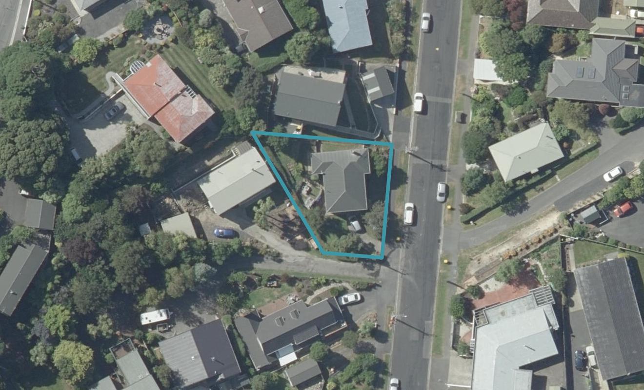 102 Easther Crescent, Kew, Dunedin - Carousel 1