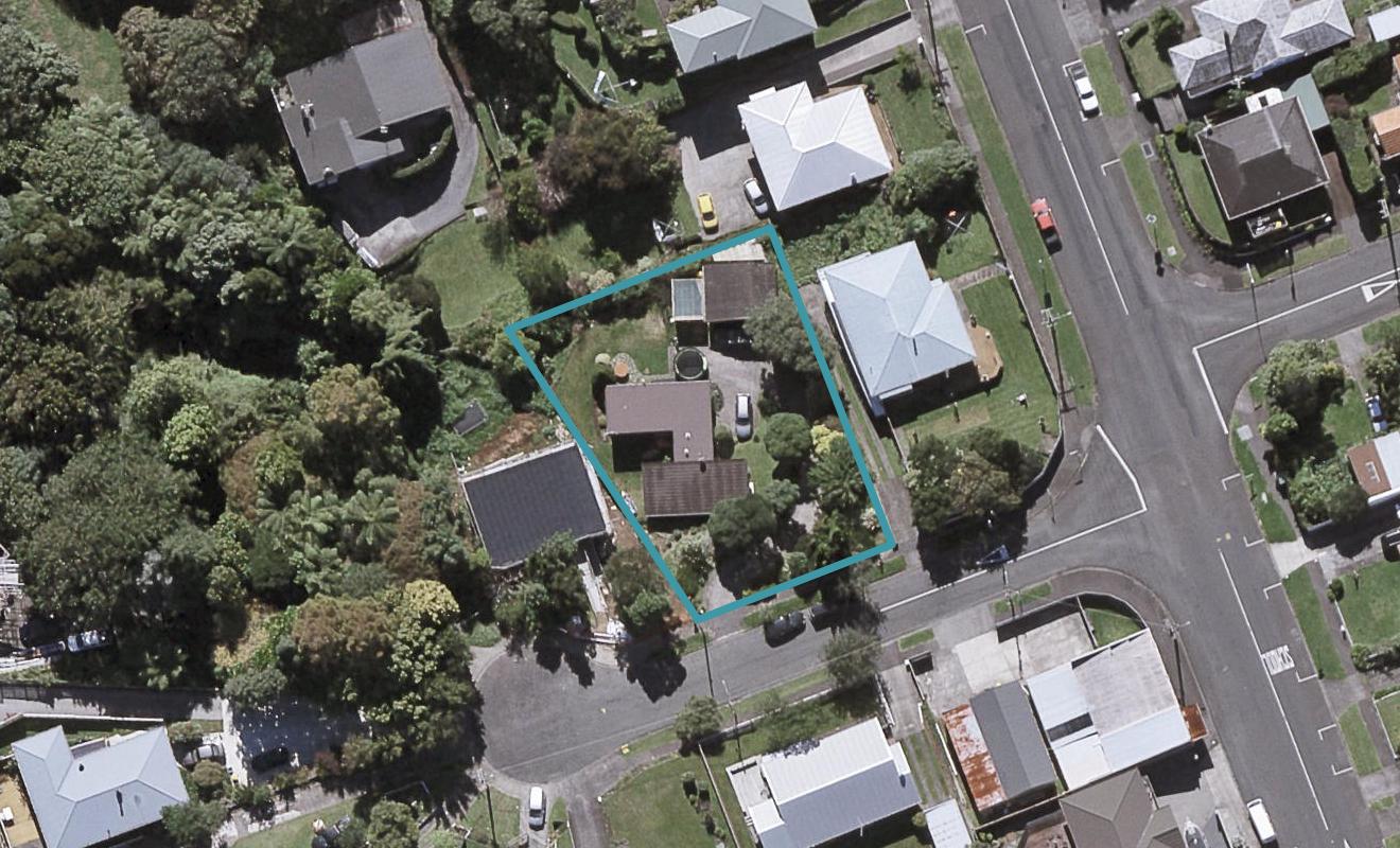 6 Torbay Street, Brooklands, New Plymouth - Carousel 1