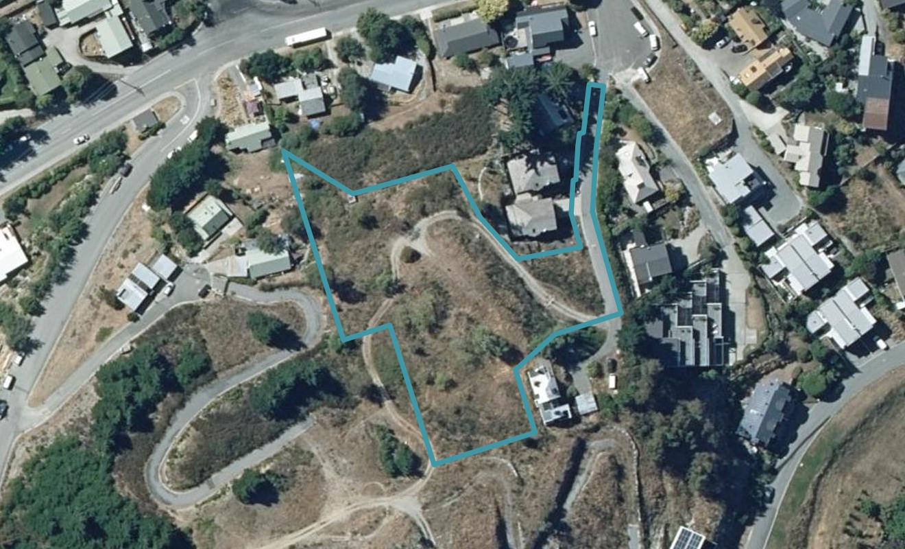 9 Lordens Place, Fernhill, Queenstown - Carousel 1