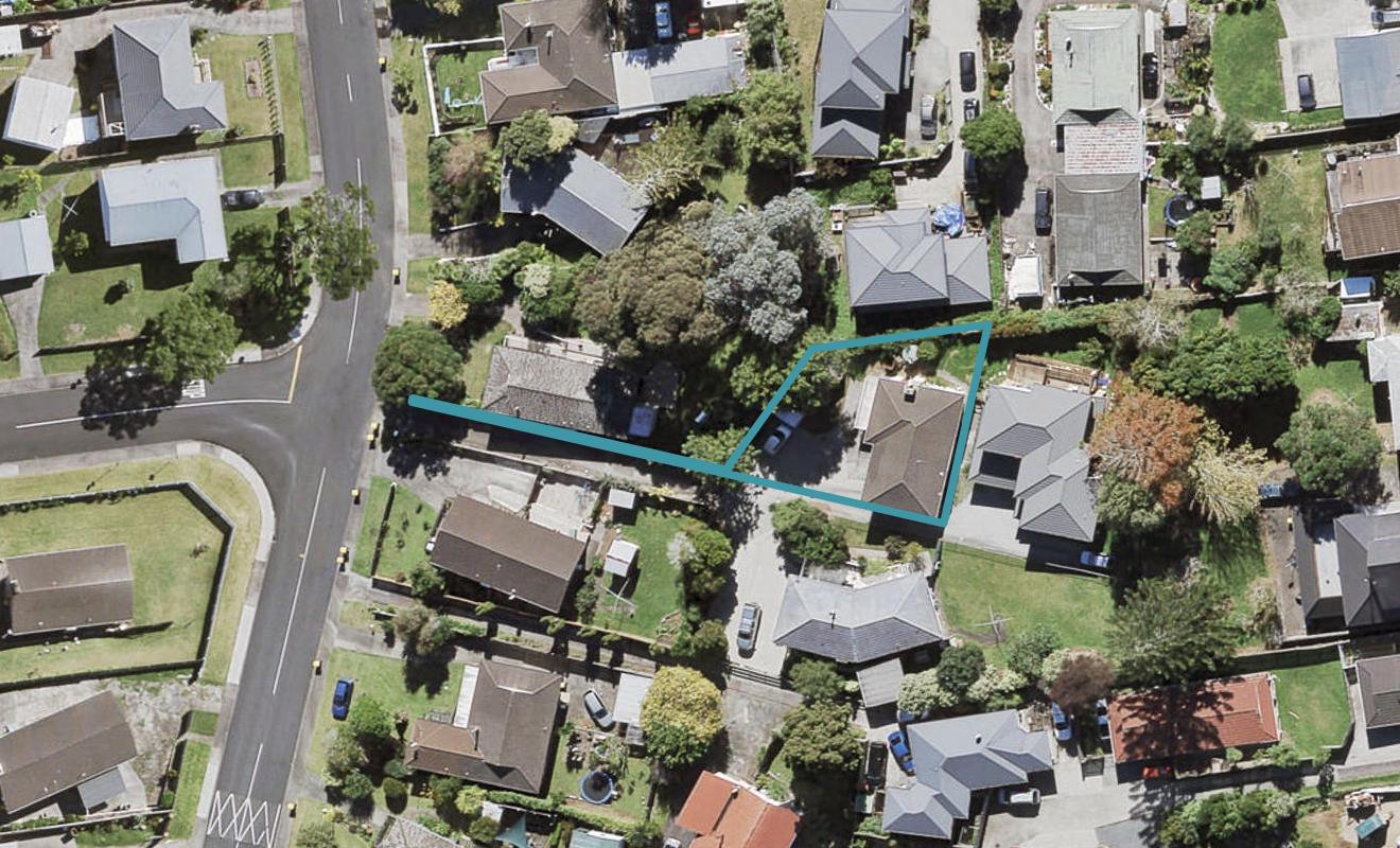 45 Waitaki Street, Henderson, Auckland - Carousel 1