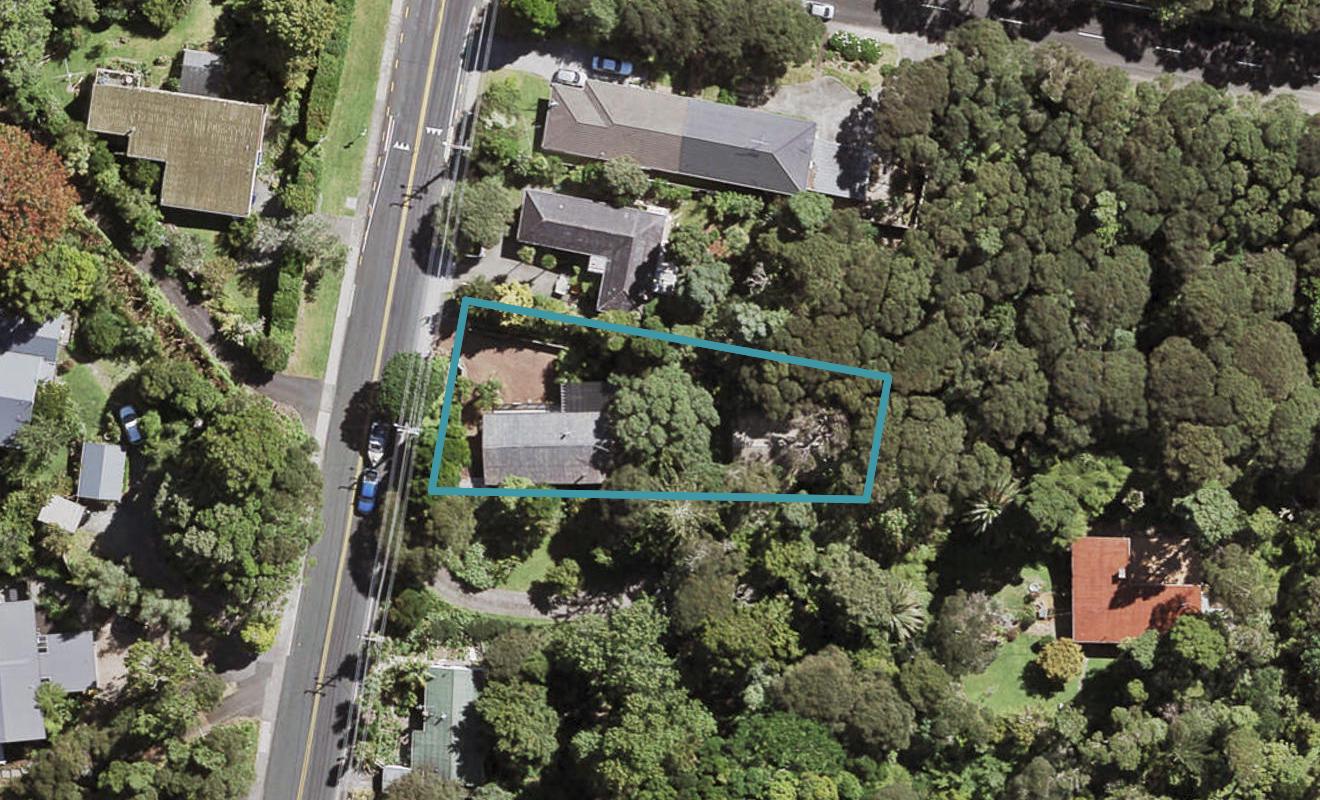 2/178 Atkinson Road, Titirangi, Auckland - Carousel 1