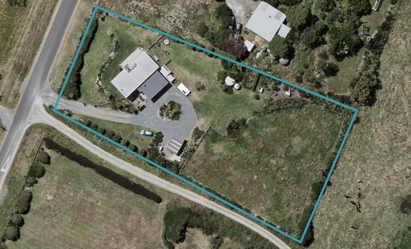 12 Sims Road, Te Horo Beach - Carousel 1