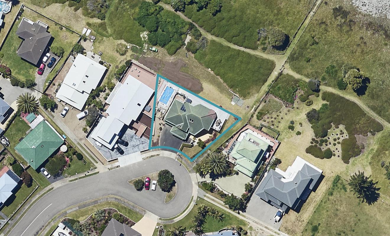 7 Commodores Close, Coastlands, Whakatane - Carousel 1