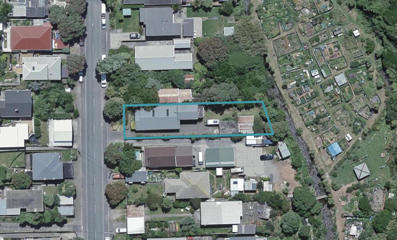 74 Happy Valley Road, Owhiro Bay, Wellington - Carousel 1