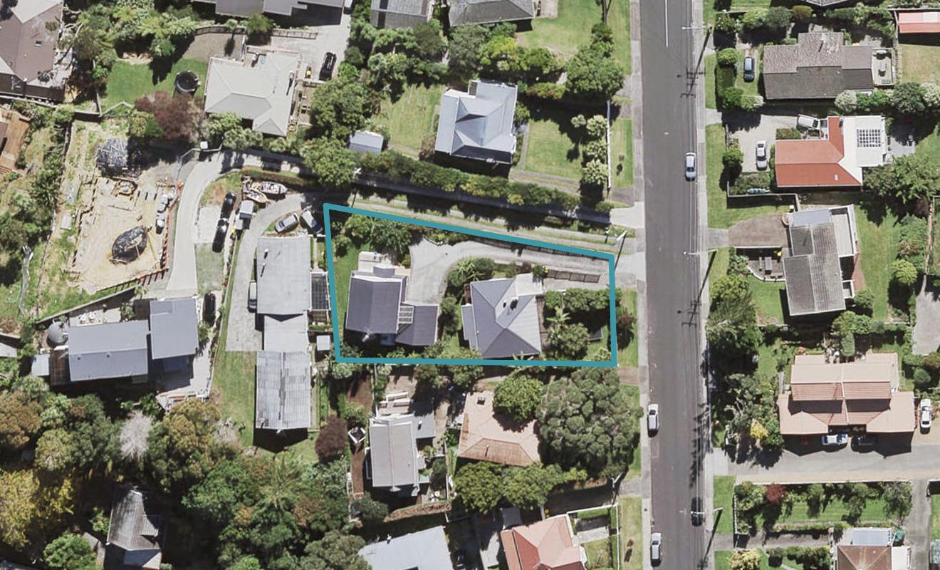 2/60 Verbena Road, Birkdale, Auckland - Carousel 1