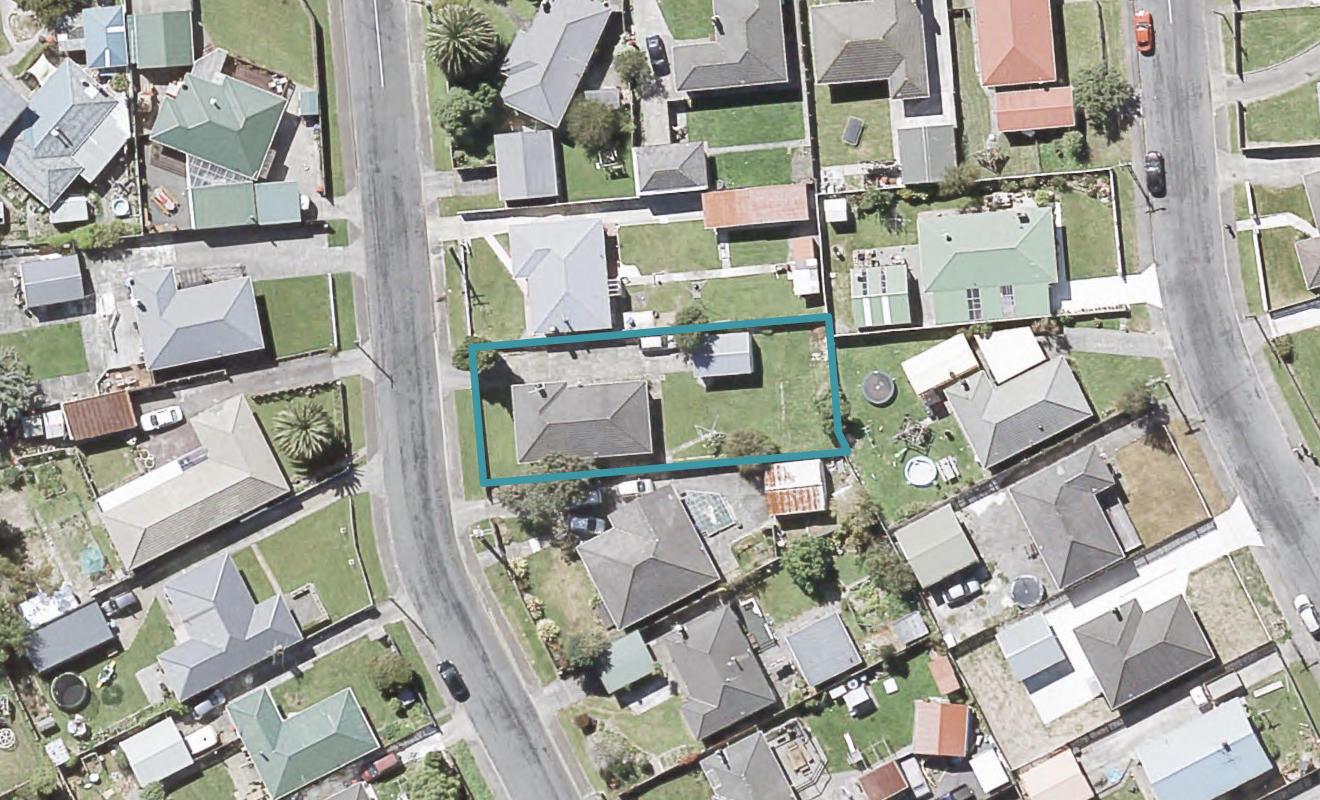 72 Bull Avenue, Wainuiomata, Lower Hutt - Carousel 1