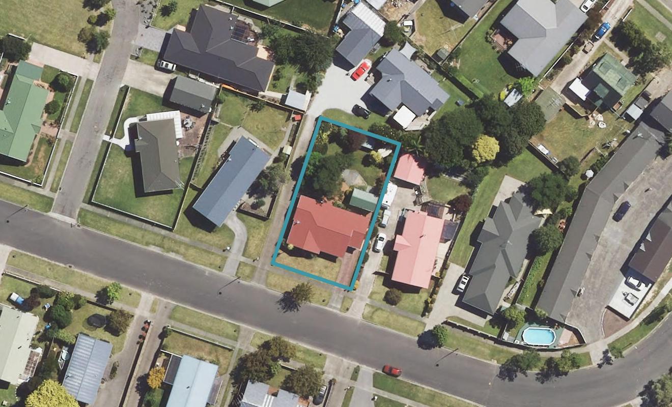11 Ruru Avenue, Lytton West, Gisborne - Carousel 1