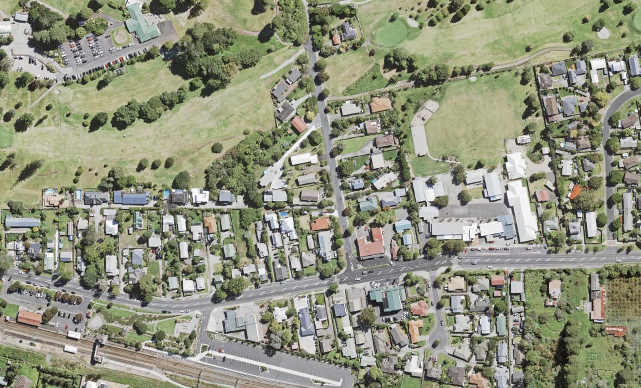 8 Church Street, Swanson, Auckland - Carousel 1
