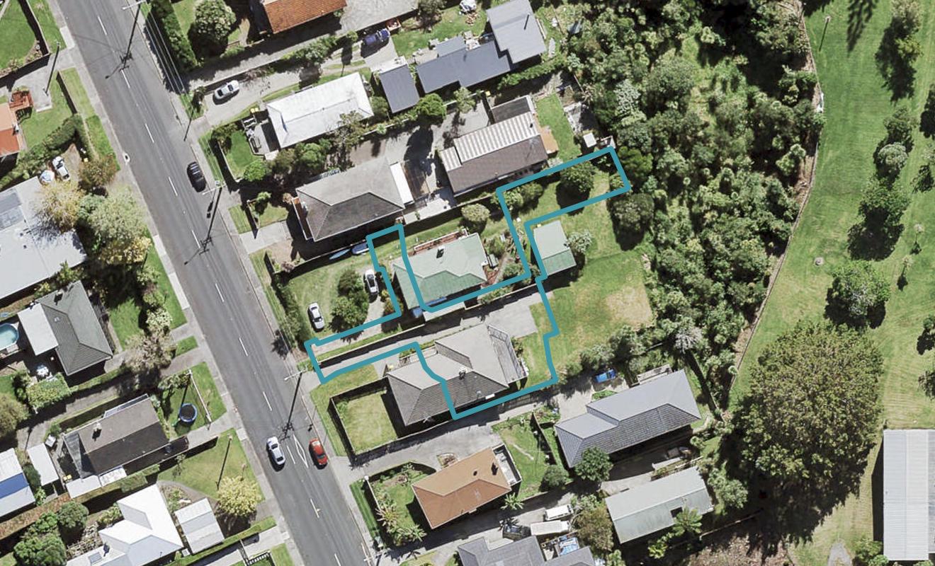 14 Mokopiko Court, Beach Haven, Auckland - Carousel 1