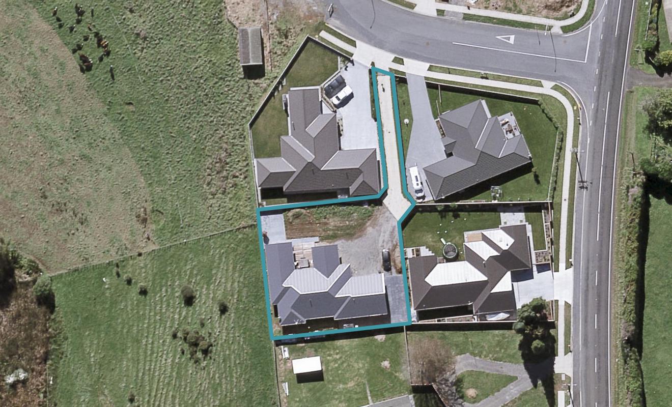 72 Fernbrook Drive, Hurworth, New Plymouth - Carousel 1