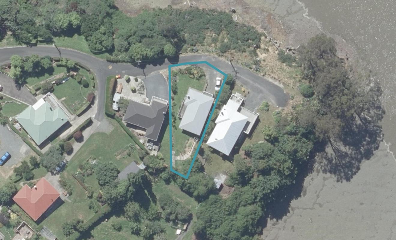 16 Fraser Street, Roseneath, Port Chalmers - Carousel 1