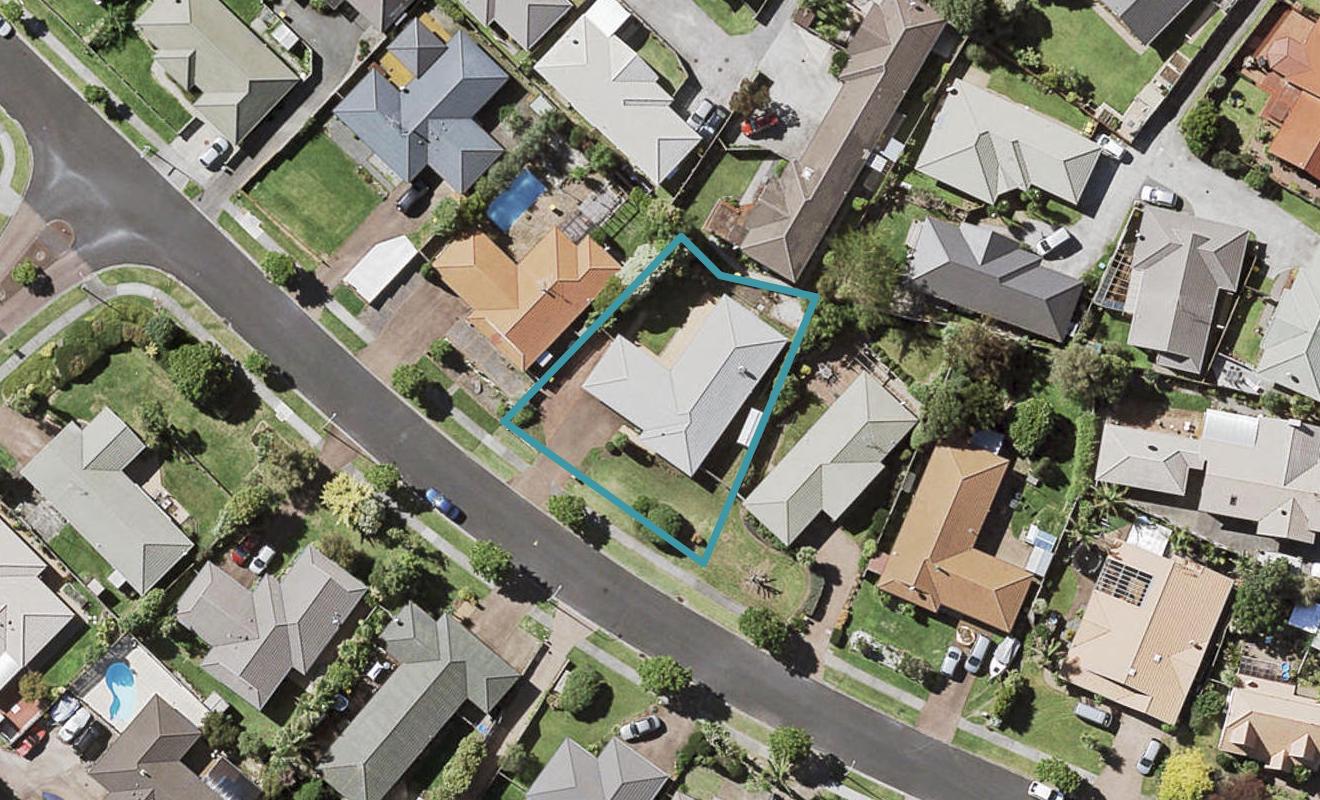39 Frank Nobilo Drive, Golflands, Auckland - Carousel 1