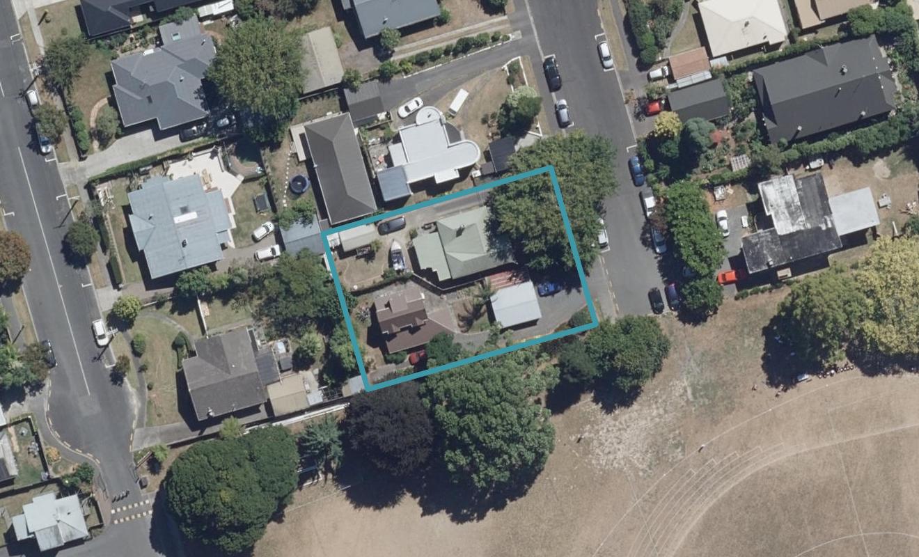 32A Bond Street, Hamilton East, Hamilton - Carousel 1