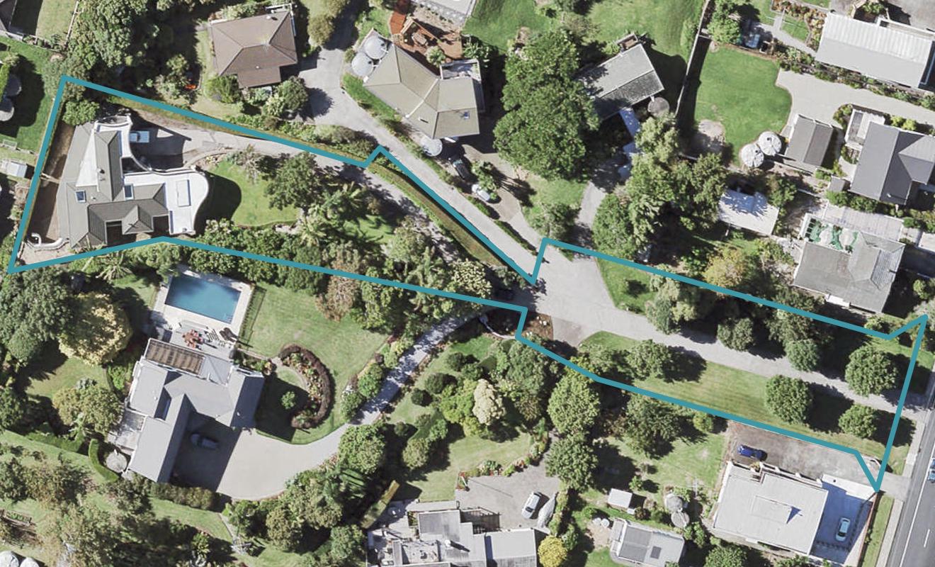 10 Waterford Way, Beachlands, Auckland - Carousel 1