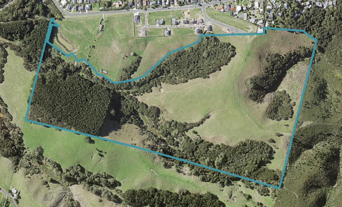 13 Herbert Pollard Drive, Maraetai, Auckland - Carousel 1