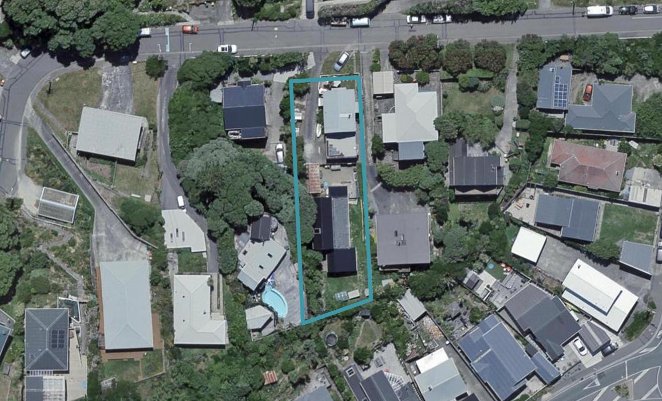 9A Cave Road, Houghton Bay, Wellington - Carousel 1
