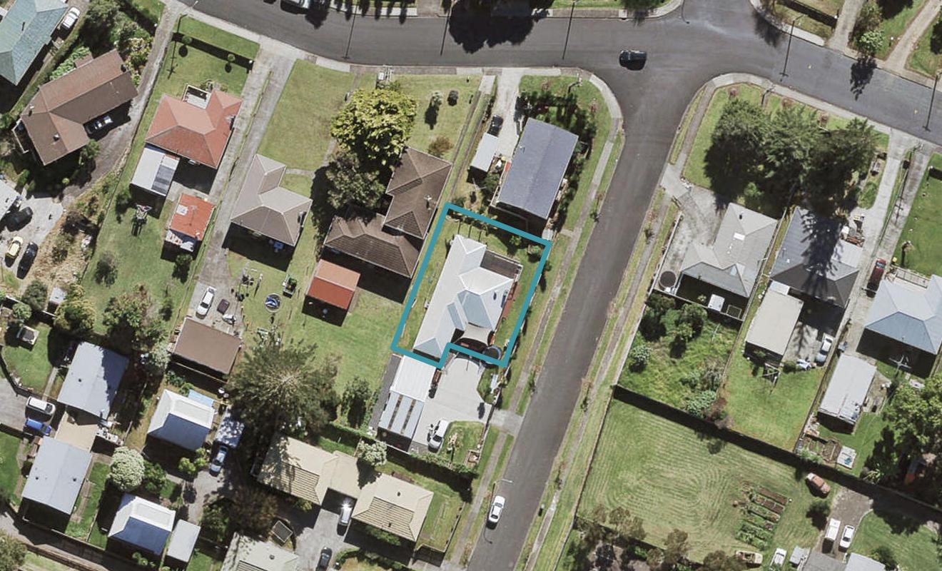 3 Korimako Avenue, Mangere Bridge, Auckland - Carousel 1