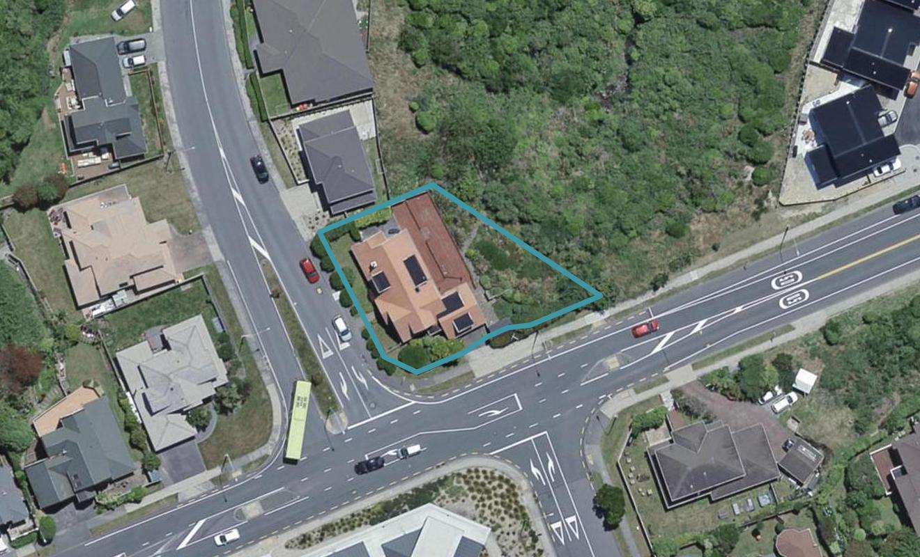 102 Westchester Drive, Churton Park, Wellington - Carousel 1