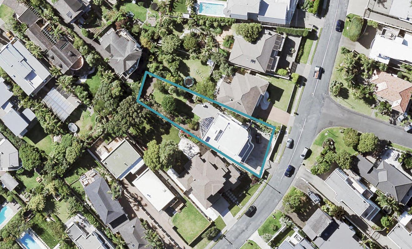 26 Churchill Road, Murrays Bay, Auckland - Carousel 1