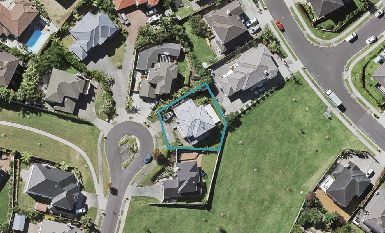 23 Ballintra Close, Pinehill, Auckland - Carousel 1
