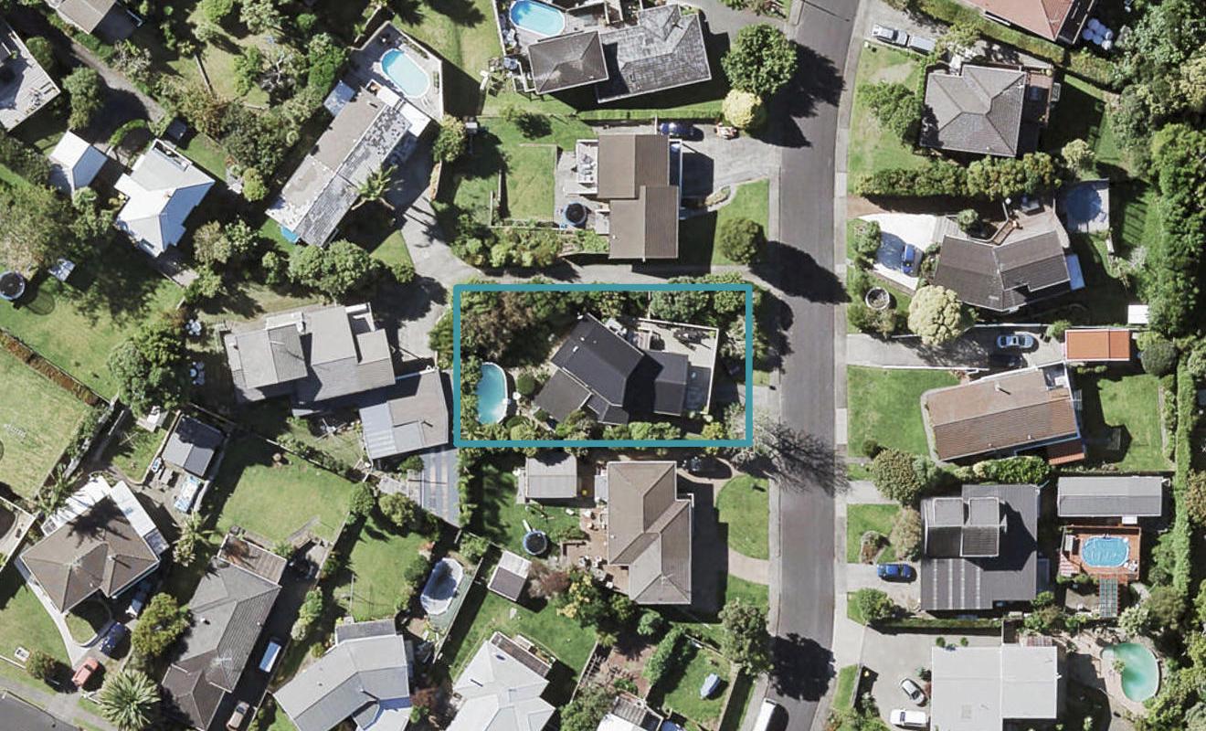 4 Judkins Crescent, Cockle Bay, Auckland - Carousel 1