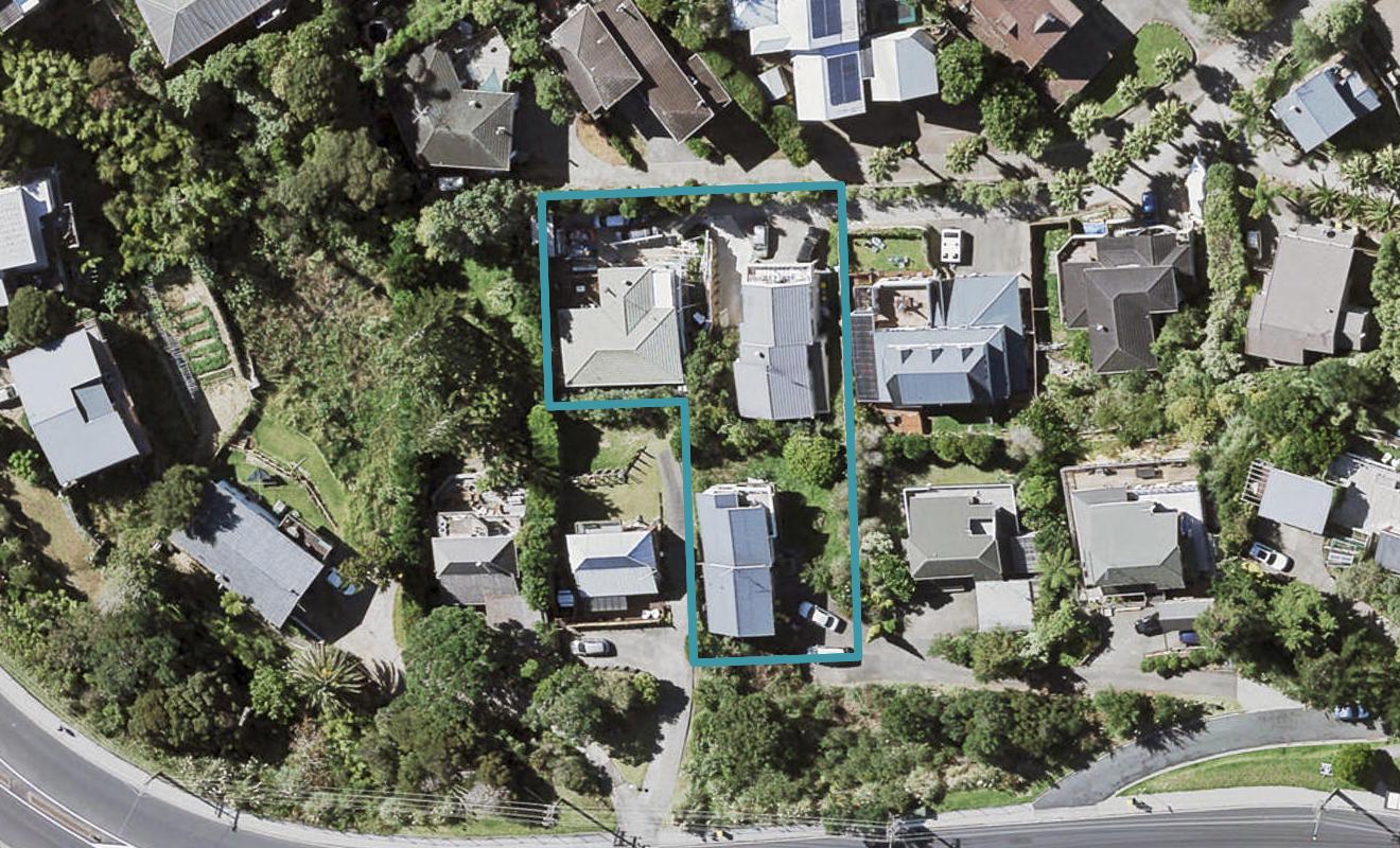 47 PALLISER LANE, Browns Bay, Auckland - Carousel 1