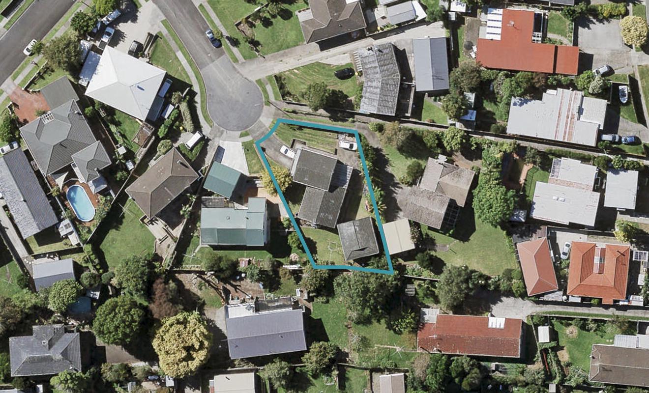 33 Jade Avenue, Pakuranga Heights, Auckland - Carousel 1