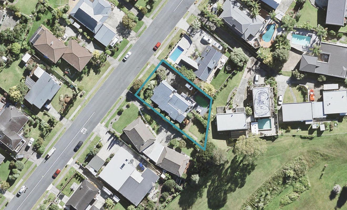 174 Stapleford Crescent, Browns Bay, Auckland - Carousel 1