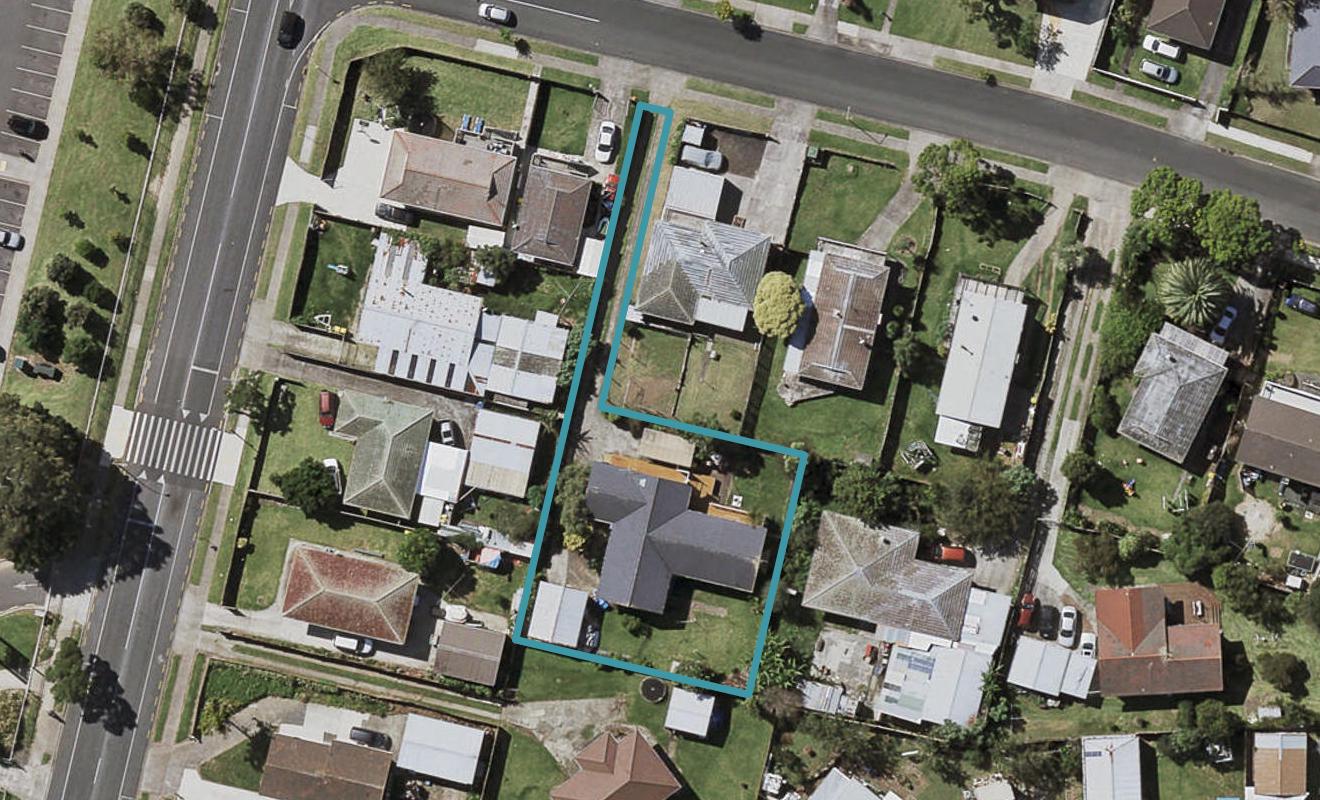 3 Maytime Street, Clover Park, Auckland - Carousel 1