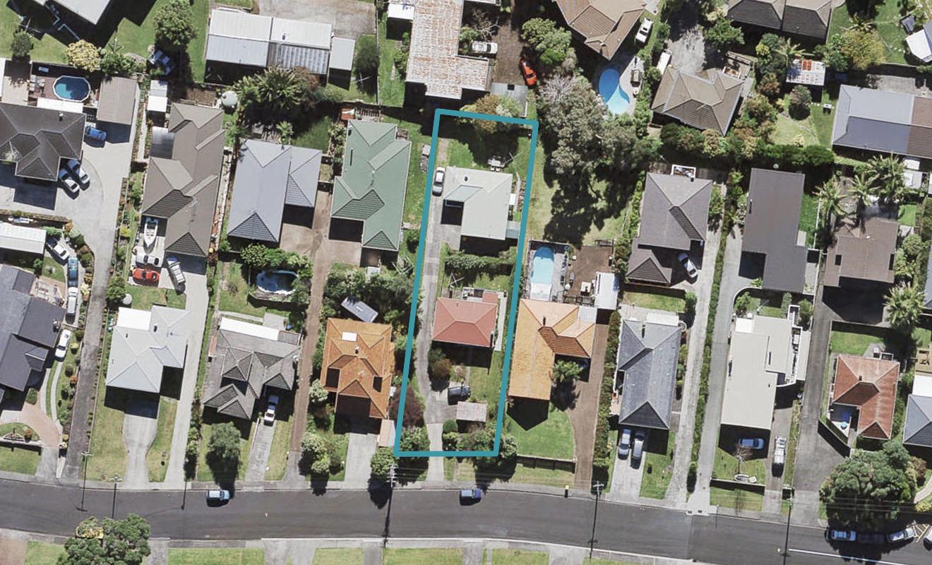 1/18 Kokiri Street, Te Atatu South, Auckland - Carousel 1