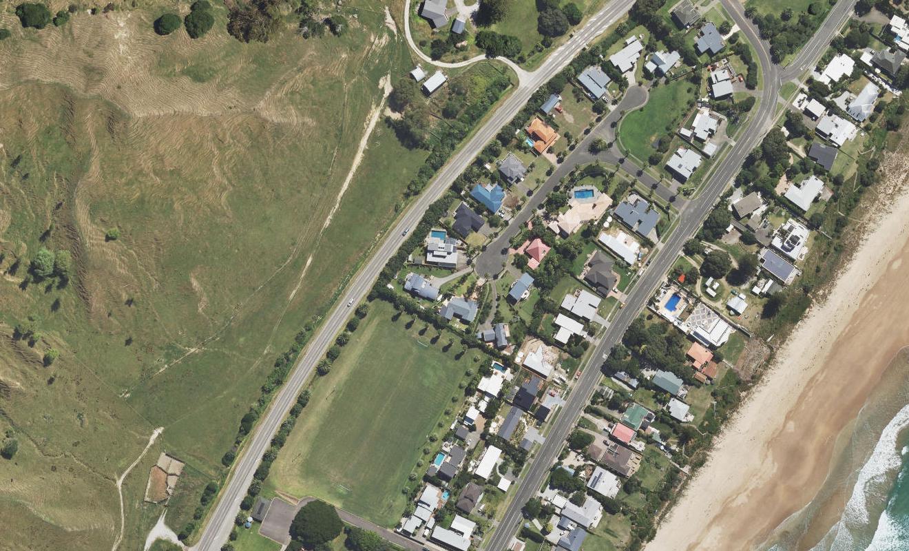 33 Ocean Park, Wainui, Gisborne - Carousel 1