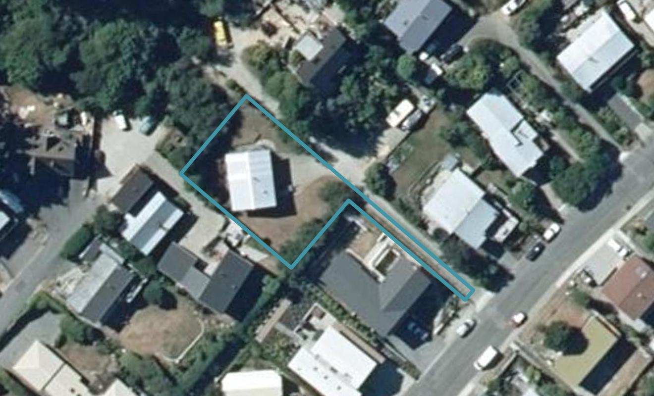 30 Wynyard Crescent, Fernhill, Queenstown - Carousel 1